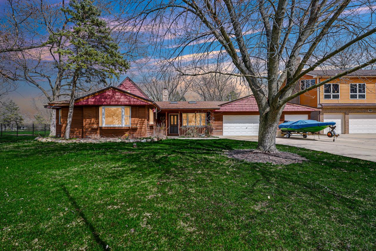 13051 S Mason Ave., Palos Heights, IL 60463