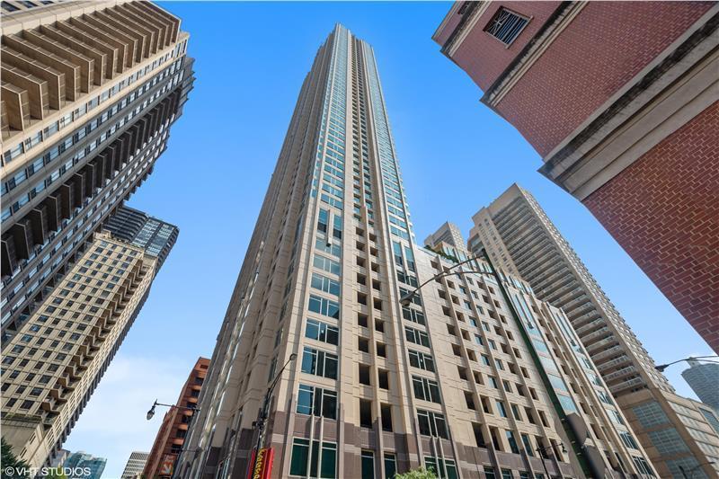 33 W Ontario St. #40D, Chicago, IL 60654