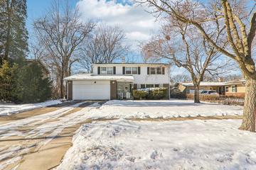1404 S Birch Dr., Mount Prospect, IL 60056