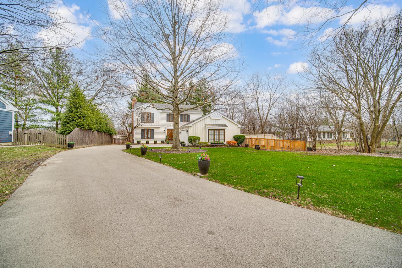 1165 Fairview Ave., Lake Forest, IL 60045