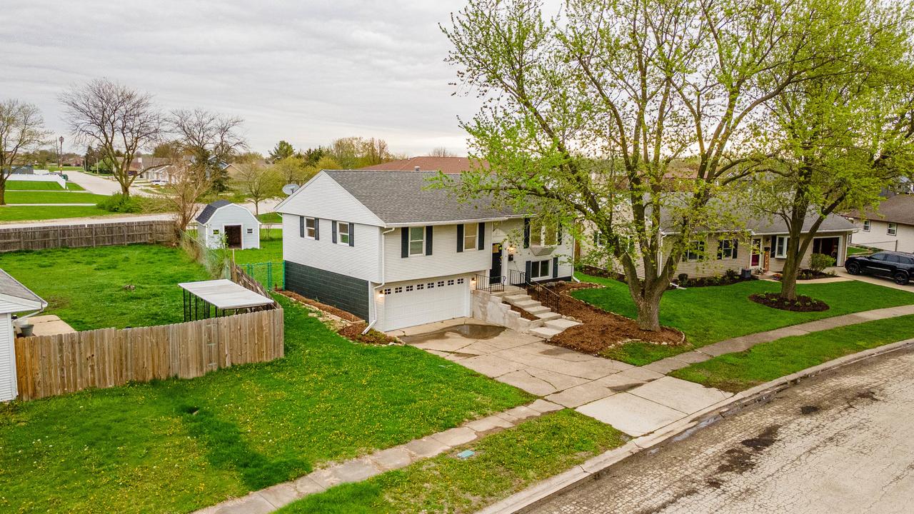 105 Meadows Ct., Bourbonnais, IL 60914