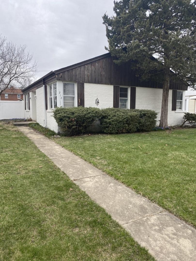 212 North Garfield St., Lombard, IL 60148
