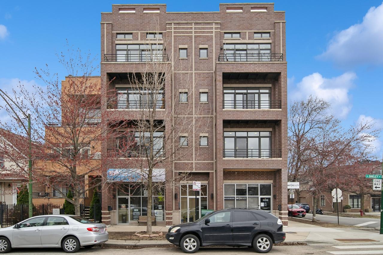 3056 N Oakley Ave. #2N, Chicago, IL 60618