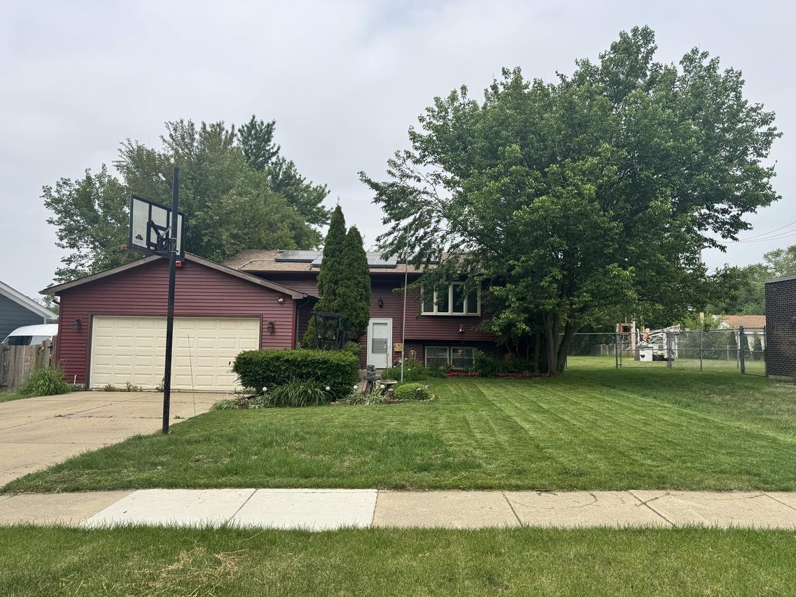 [Address Unavailable], Mundelein, IL 60060