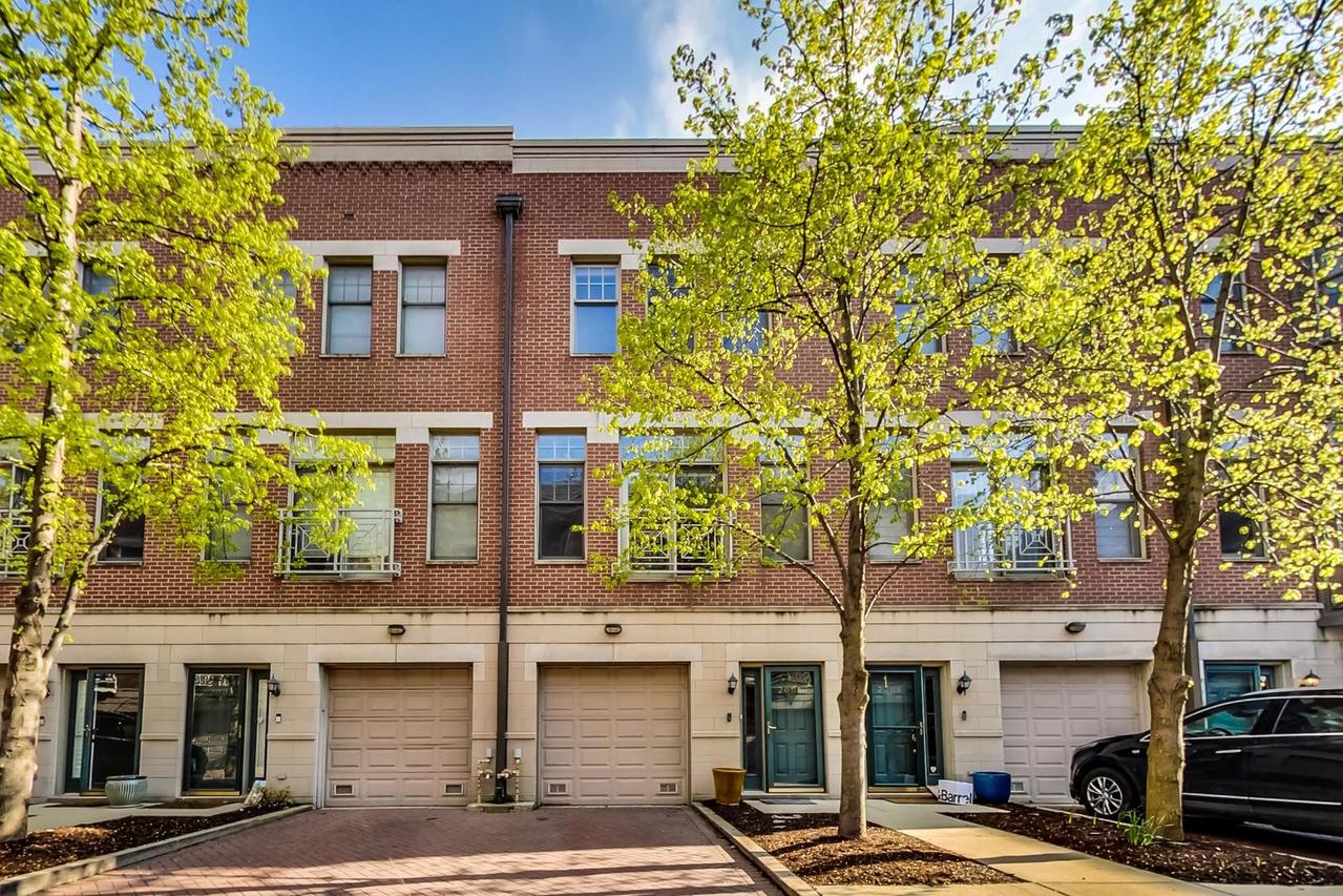 2008 S Calumet Ave. #G, Chicago, IL 60616