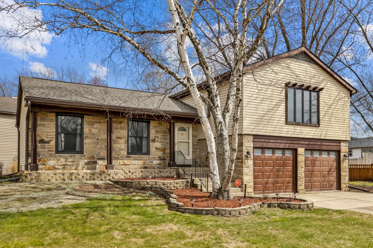 1097 Washington St., Bartlett, IL 60103