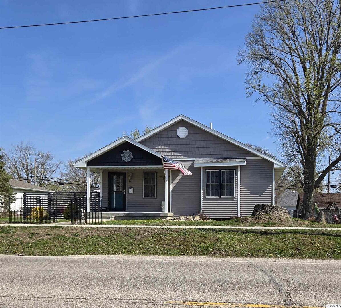 231 W Main St., Mt. Sterling, IL 62353