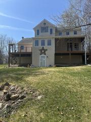 411 Knollridge Cir., Dahinda, IL 61428