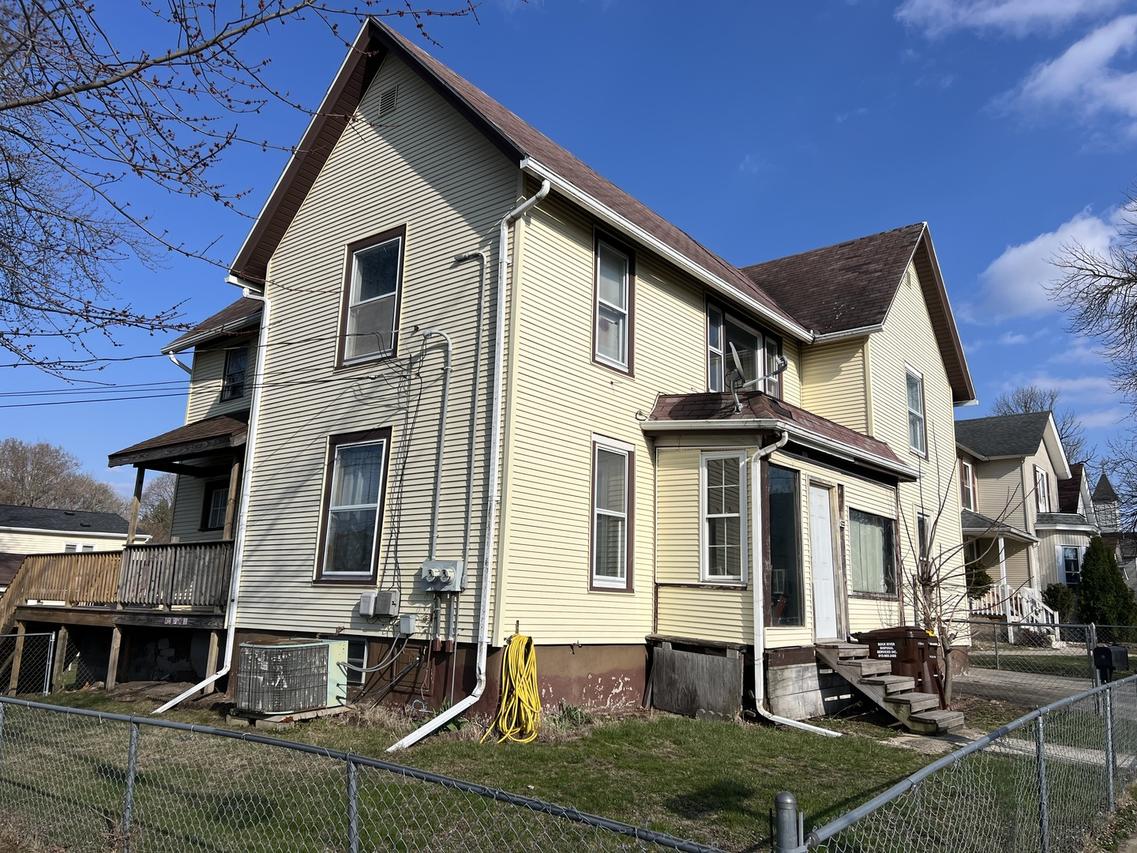 422 Caswell St., Belvidere, IL 61008