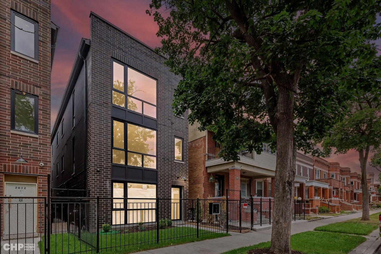 6150 S Champlain Ave., Chicago, IL 60637