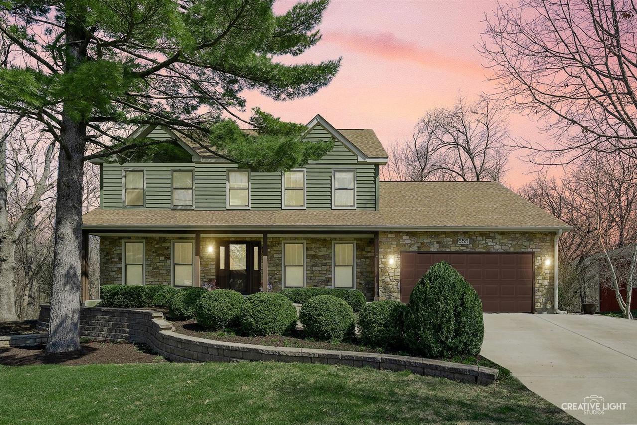 655 White Oak Way, Yorkville, IL 60560