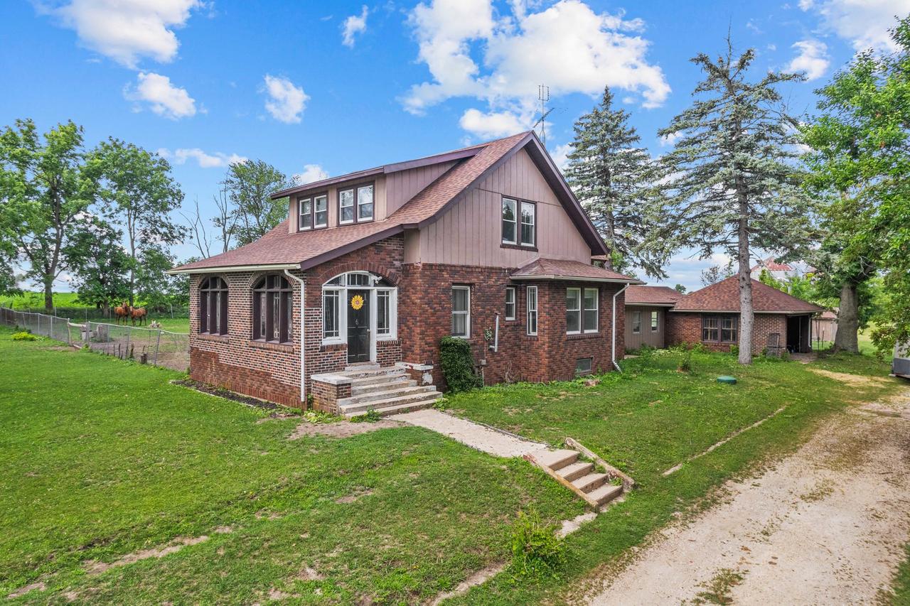 953 N Paw Paw Rd., Paw Paw, IL 61353