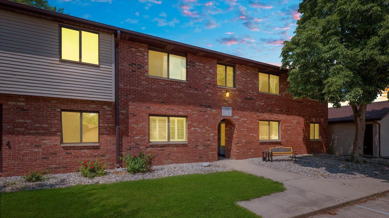 1204 Dean Dr. #3, Urbana, IL 61802