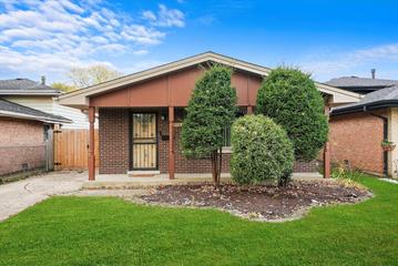 14116 S Hoxie Ave., Burnham, IL 60633