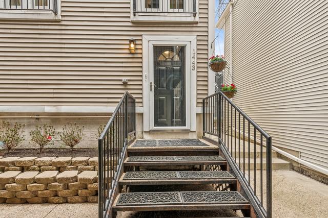 1443 N Mohawk St. #4, Chicago, IL 60610