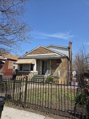 10511 S Yates Ave., Chicago, IL 60617