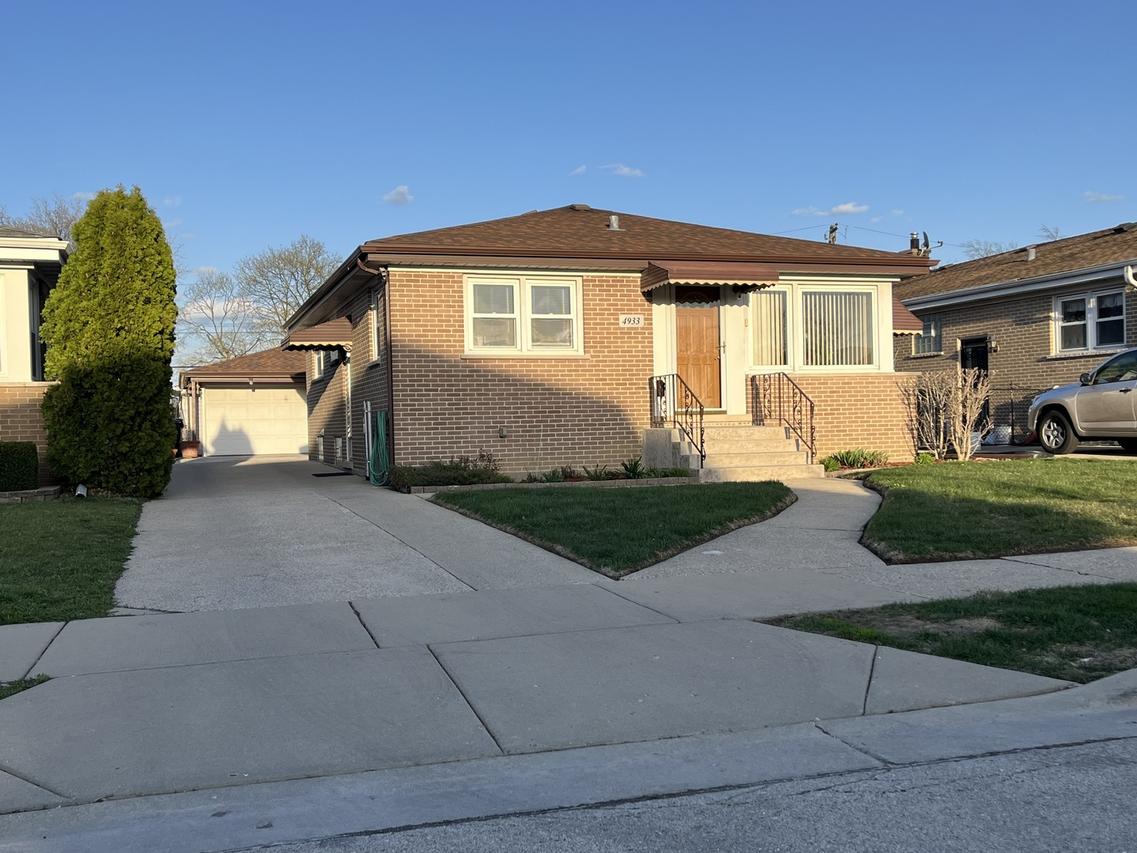 4933 N Opal Ave., Norridge, IL 60706