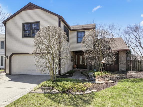 606 Harris Dr., Buffalo Grove, IL 60089
