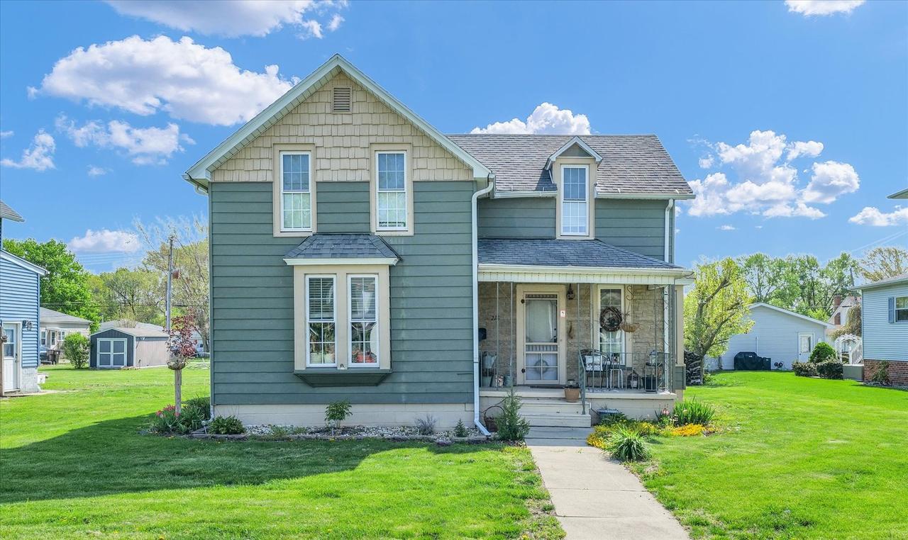 218 N Church St., Gibson City, IL 60936