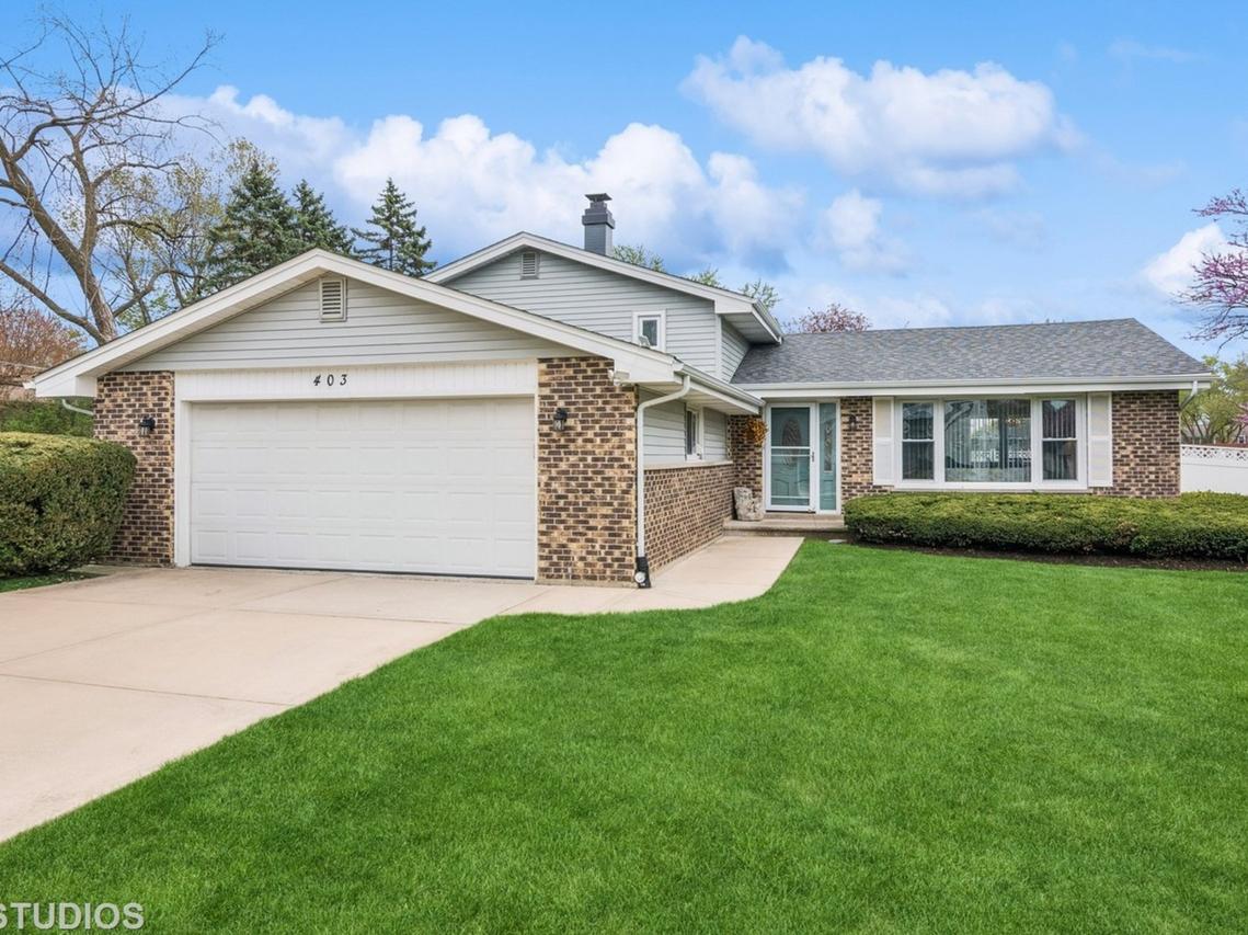 403 E Amherst St., Palatine, IL 60074