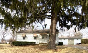 1657 Clay St., Woodstock, IL 60098