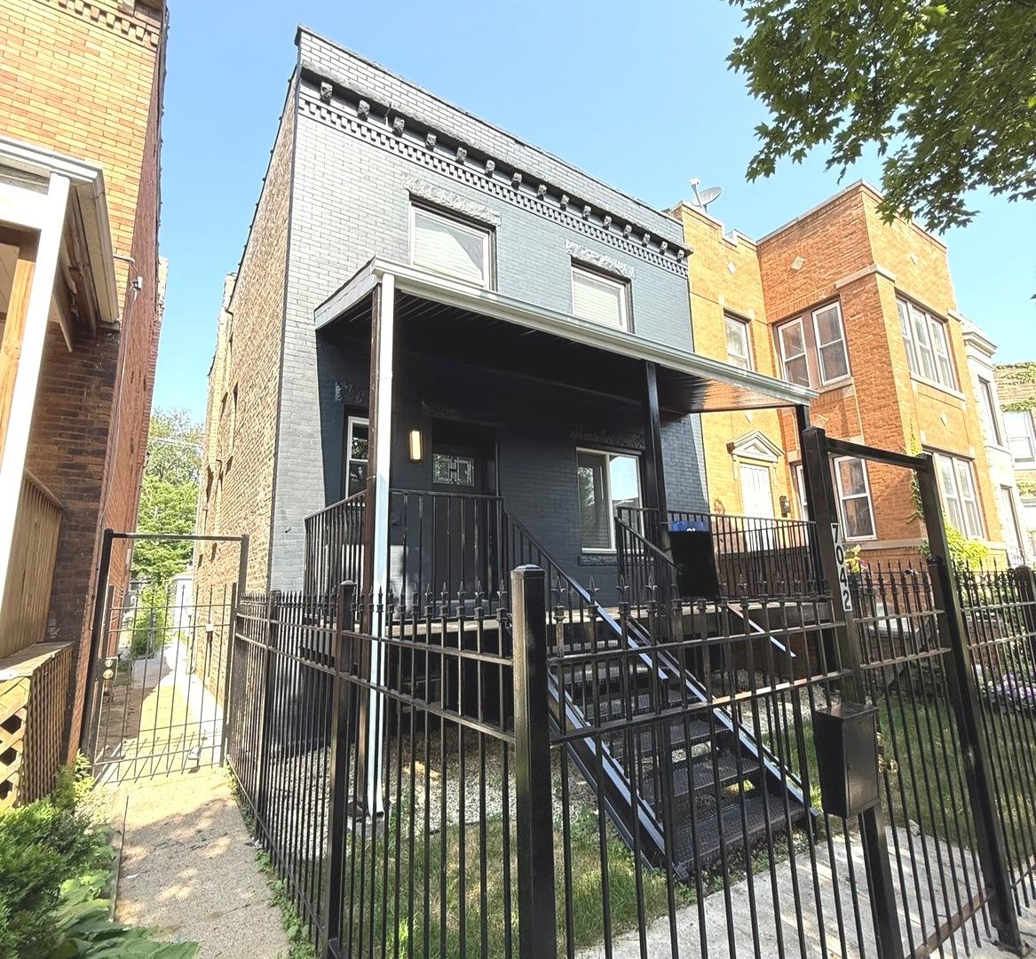 7042 S Eberhart Ave., Chicago, IL 60637