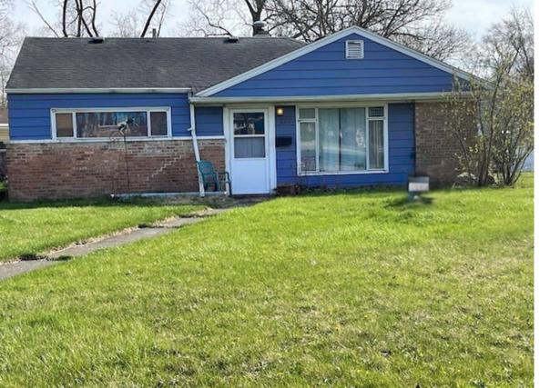 275 Blackhawk Dr., Park Forest, IL 60466