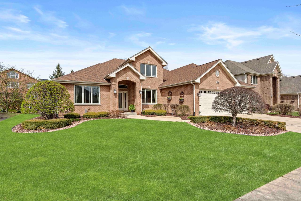 10440 Deer Chase Ave., Orland Park, IL 60467