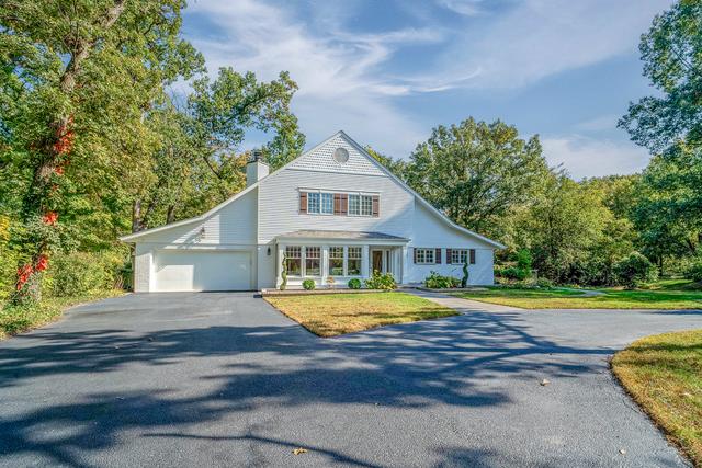23W638 Goodridge Ter., Roselle, IL 60172