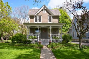 617 N West St., Wheaton, IL 60187