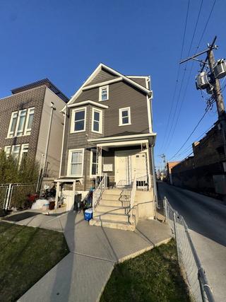 5015 N Kimberly Ave., Chicago, IL 60630
