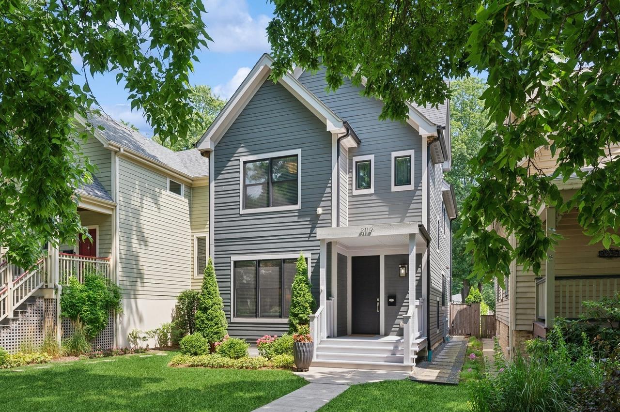 2119 Pioneer Rd., Evanston, IL 60201