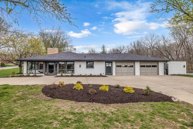 65 S Shores Dr., Decatur, IL 62521