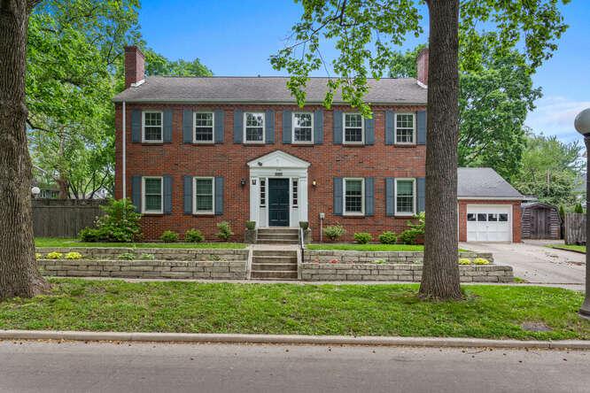 716 W Iowa St., Urbana, IL 61801