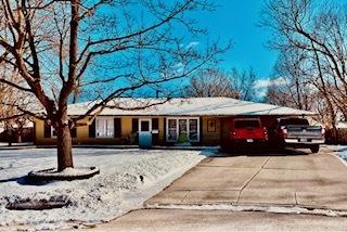 12 Circle Ct., Montgomery, IL 60538