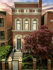 816 W Lill Ave., Chicago, IL 60614