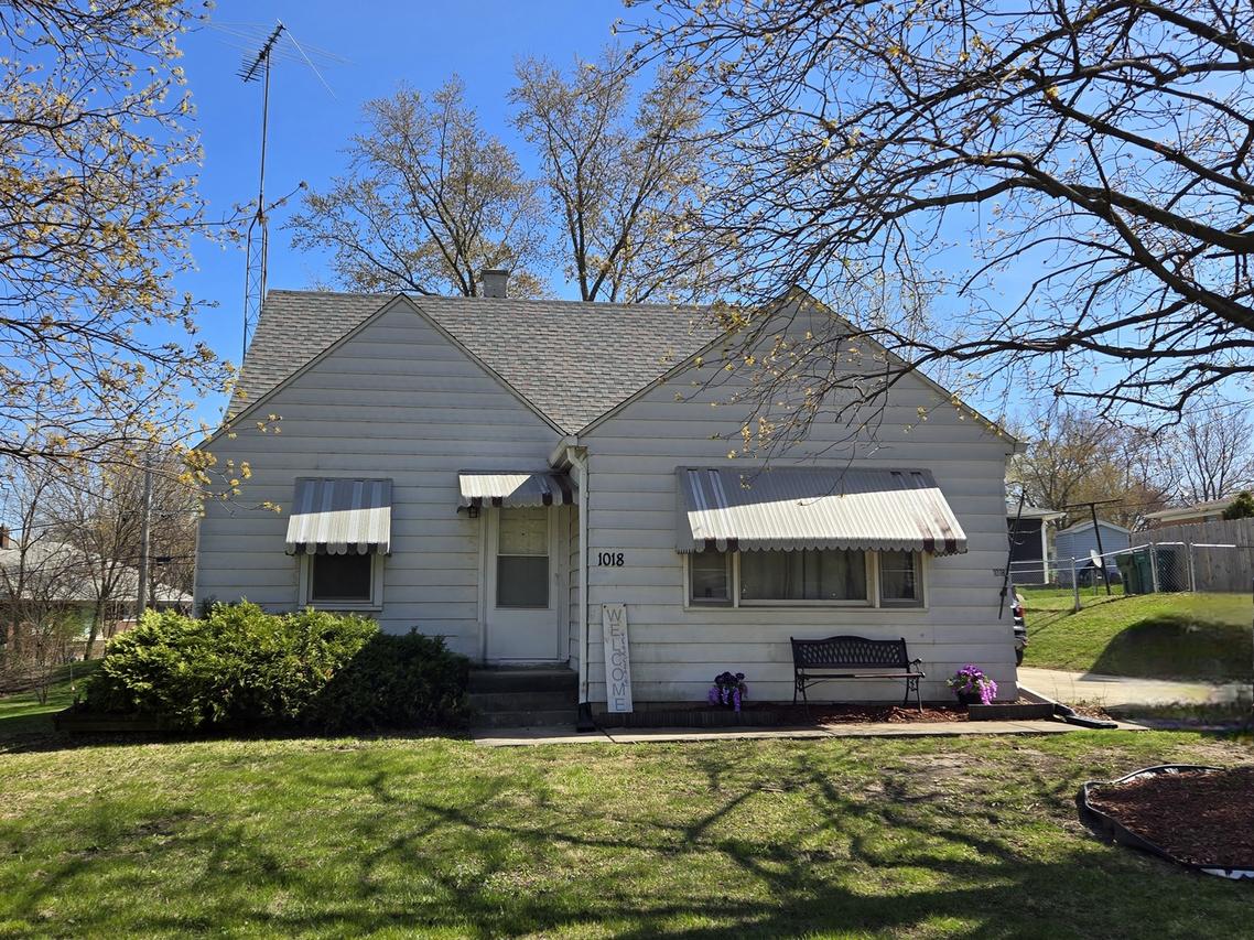 1018 Sherman St., Joliet, IL 60433