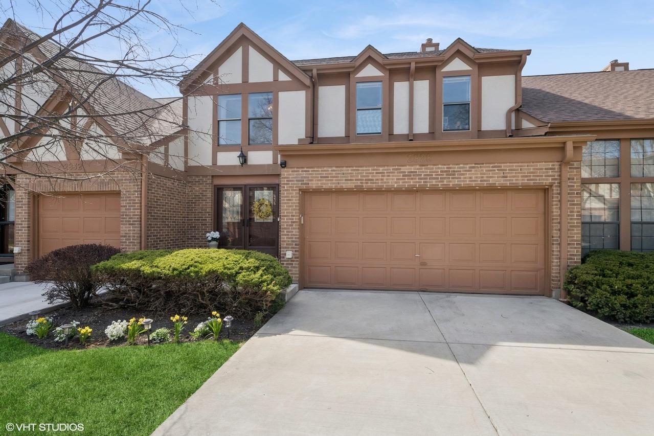 2828 Ashton Ct., Westchester, IL 60154