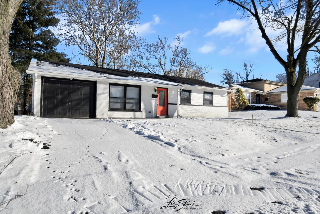 17719 Dogwood Ln., Hazel Crest, IL 60429