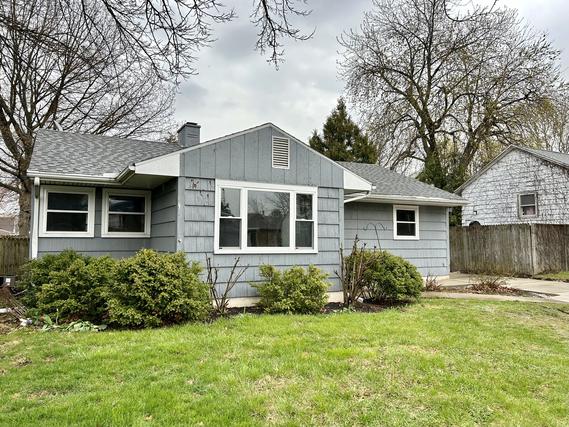1407 Calhoun St., Peru, IL 61354