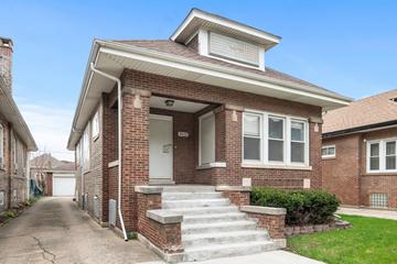 8032 S Carpenter St., Chicago, IL 60620