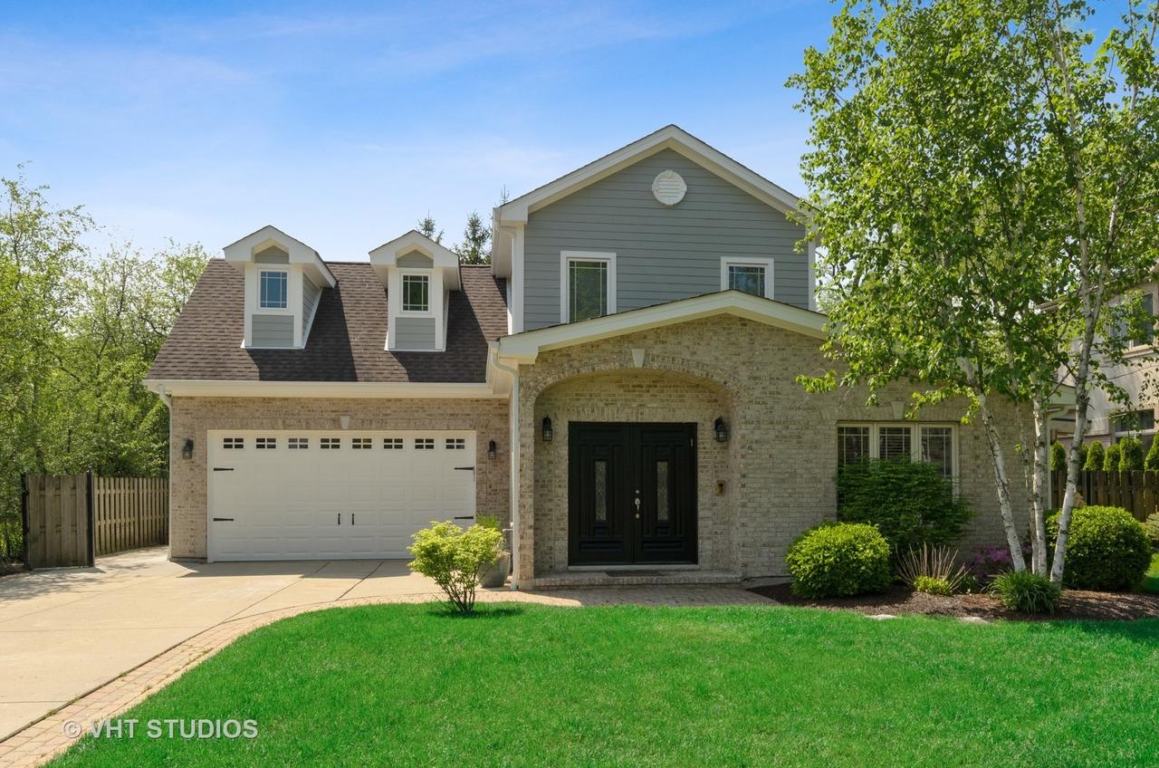 430 Ellridge Cir., Highland Park, IL 60035