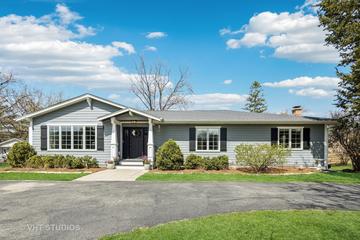 2402 Maple Ave., Downers Grove, IL 60515