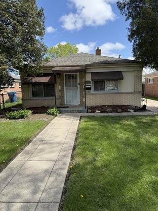 15321 Winchester Ave., Harvey, IL 60426