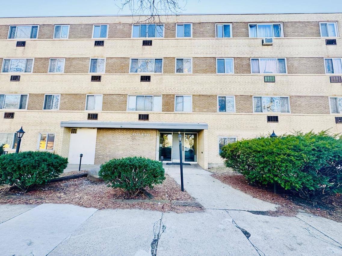 6500 N Ridge Blvd. #4D, Chicago, IL 60626