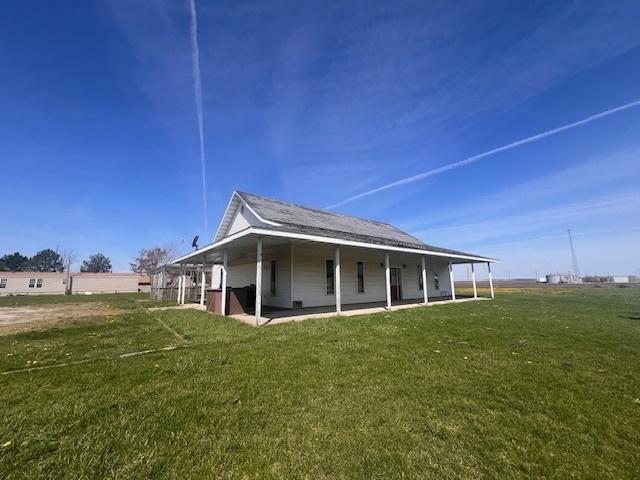 100 S Fourth St., Wapella, IL 61777