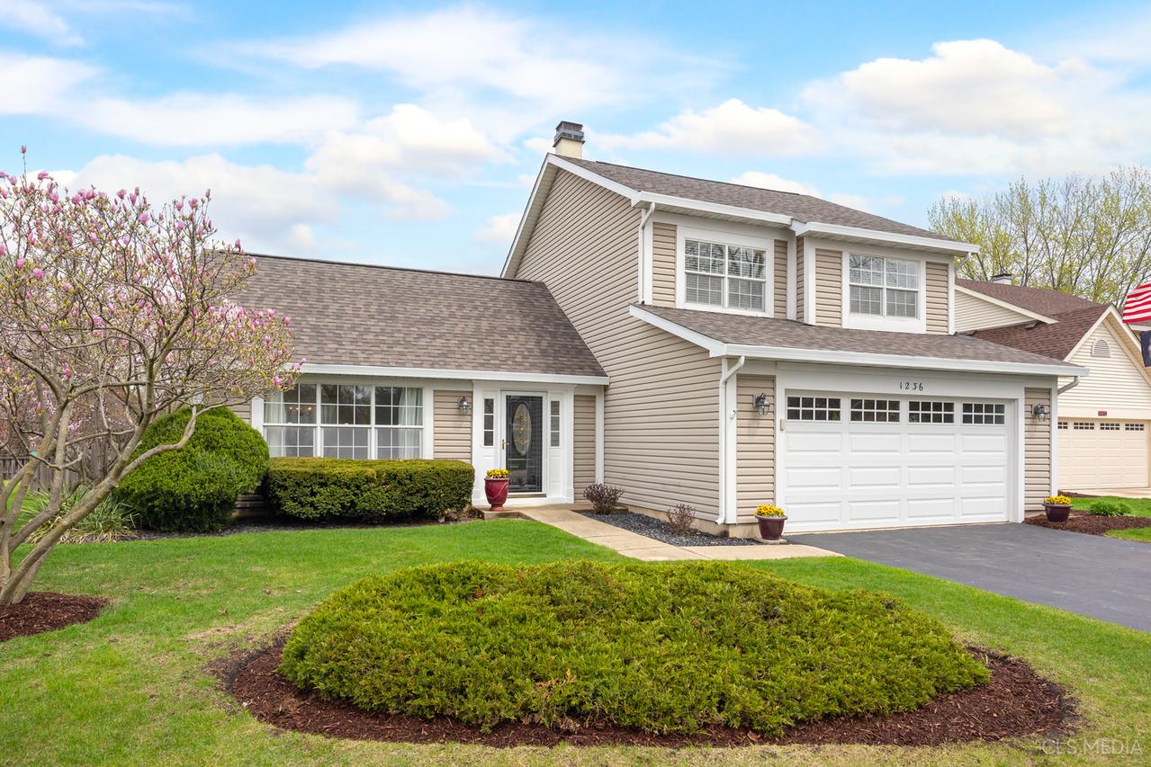 1236 Churchill Rd., Bartlett, IL 60103