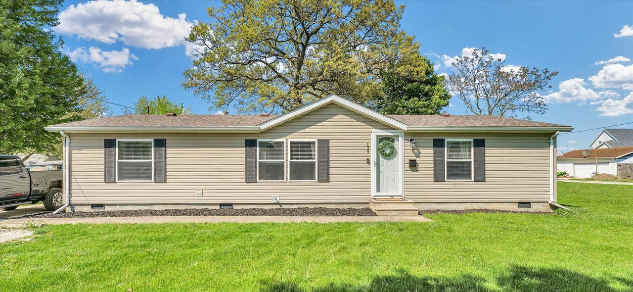 139 W Oak St., Paxton, IL 60957