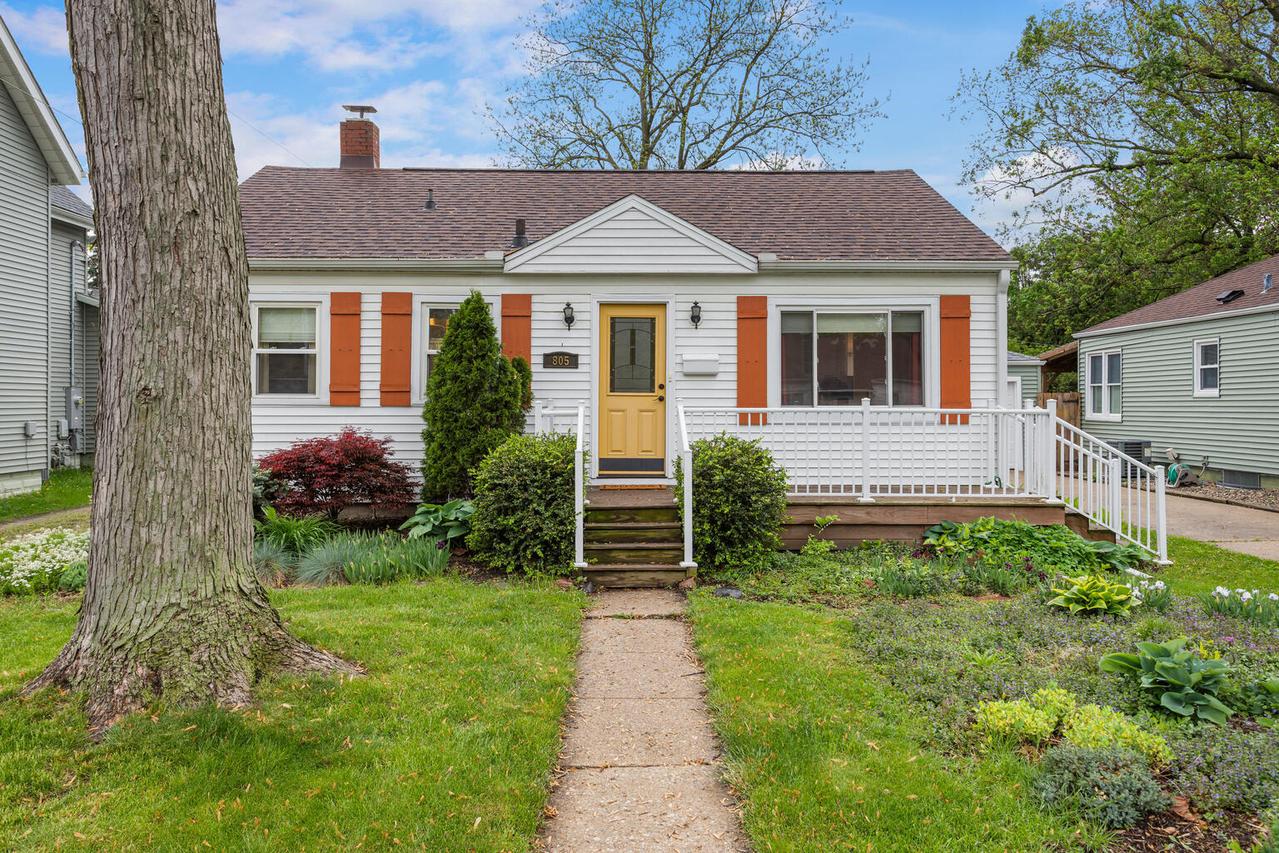 805 S Urbana Ave., Urbana, IL 61801