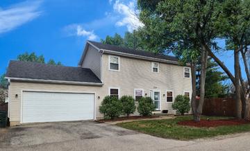 319 E Shorewood Dr., Round Lake Beach, IL 60073